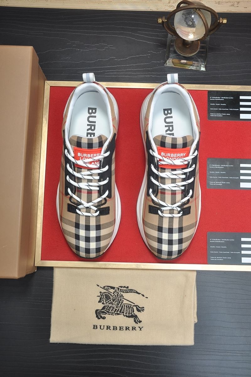 Burberry Low Shoes